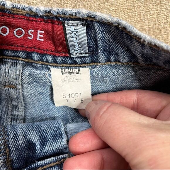 Vintage MiUSA Levis Silver Tab Custom Destroyed Bleached Jean Shorts Denim 7 8 - Picture 8 of 8